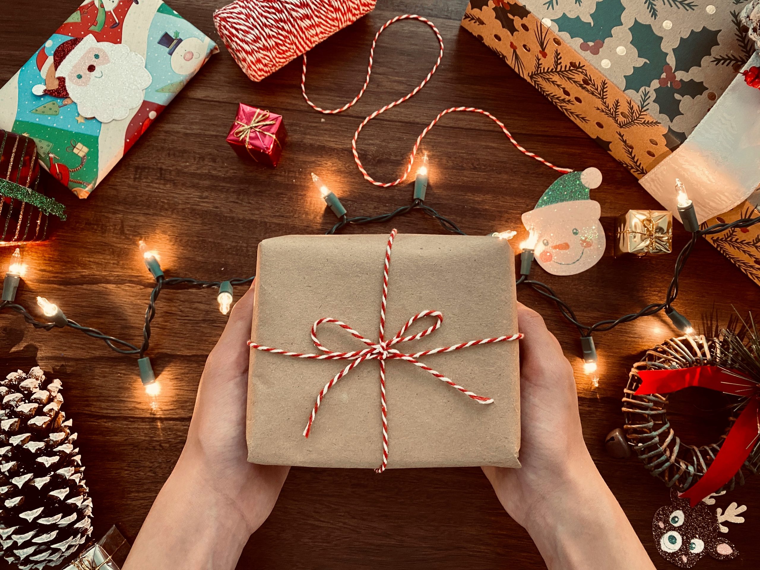 Noël : 5 idées pour faire des emballages cadeaux éco-responsables