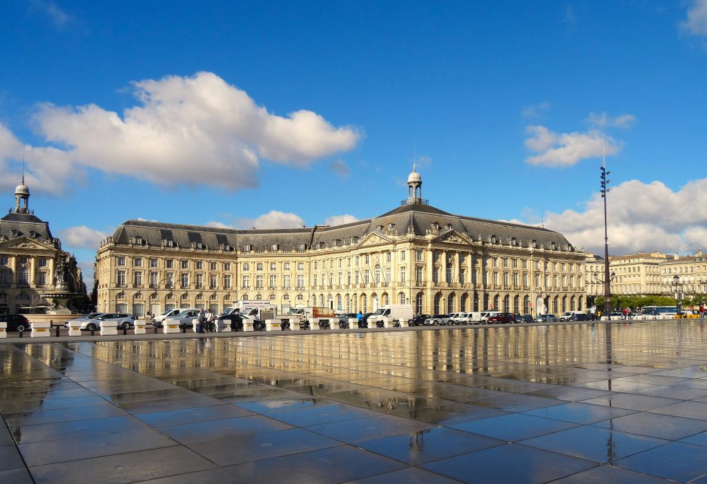 la nef banque à bordeaux